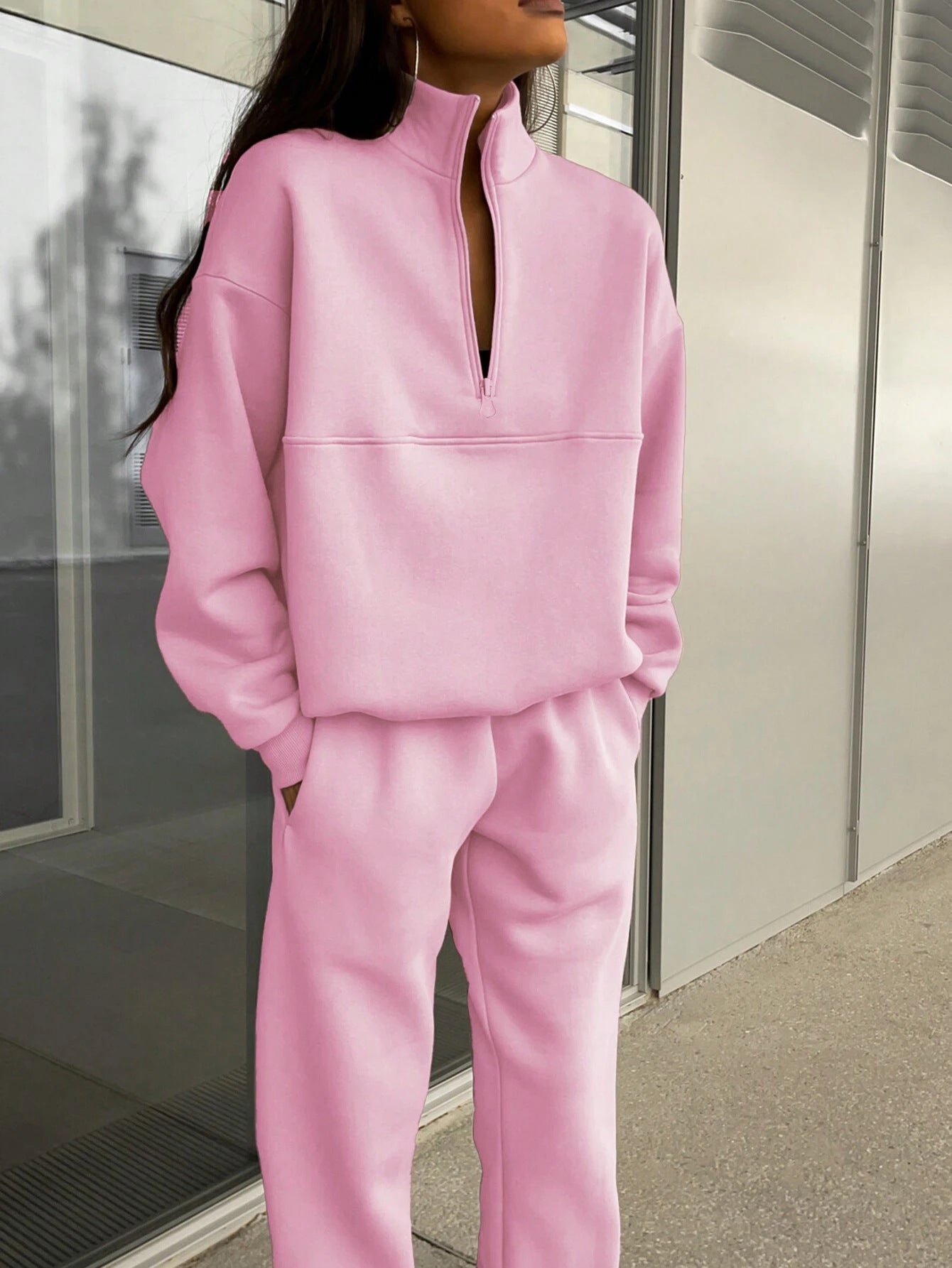 Long-sleeved Sports Sweatshirt with Stand-up Collar Zip-up Top And Elastic Band Trousers